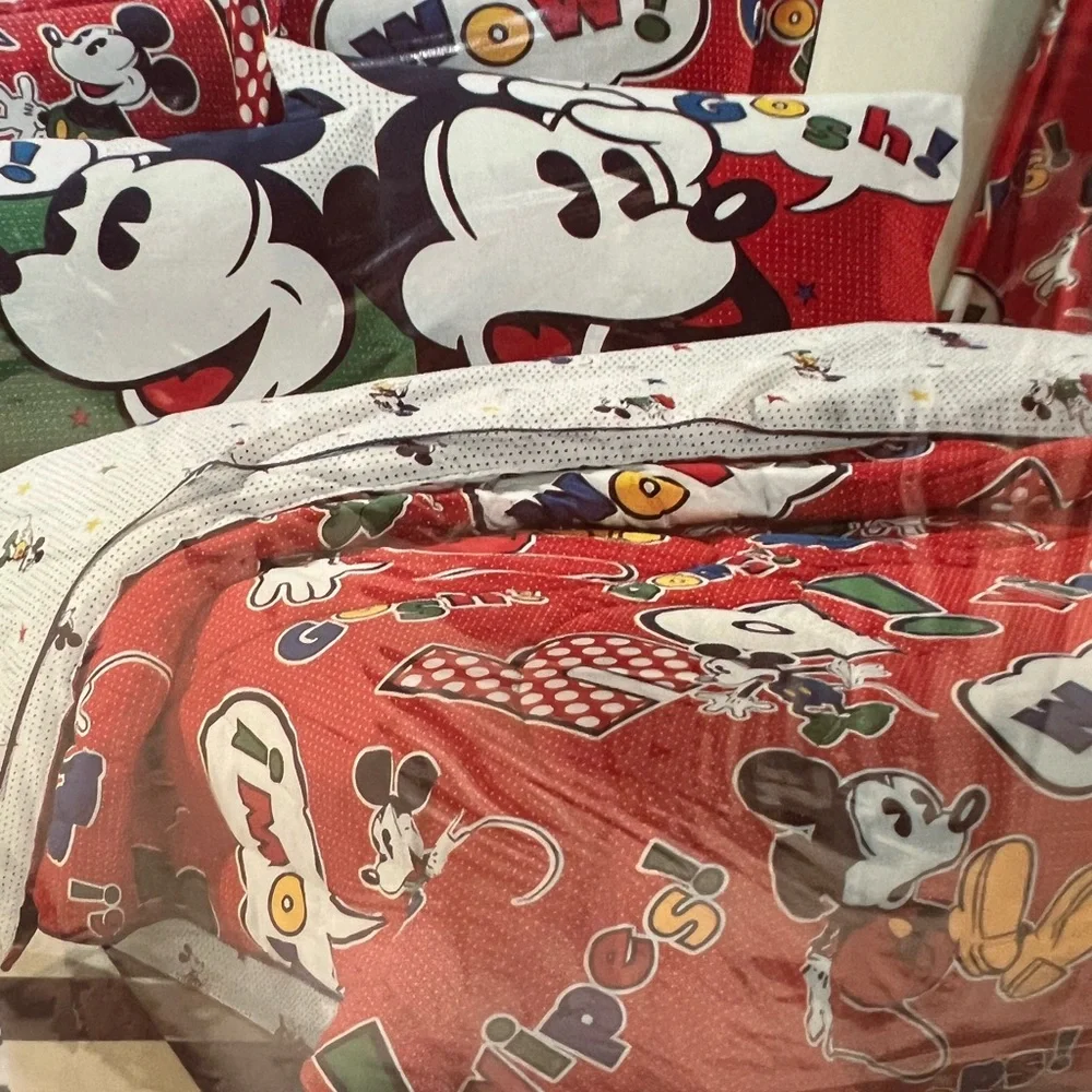 NOS Mickey & Co Tailored Twin Comic Mickey Bed Skirt